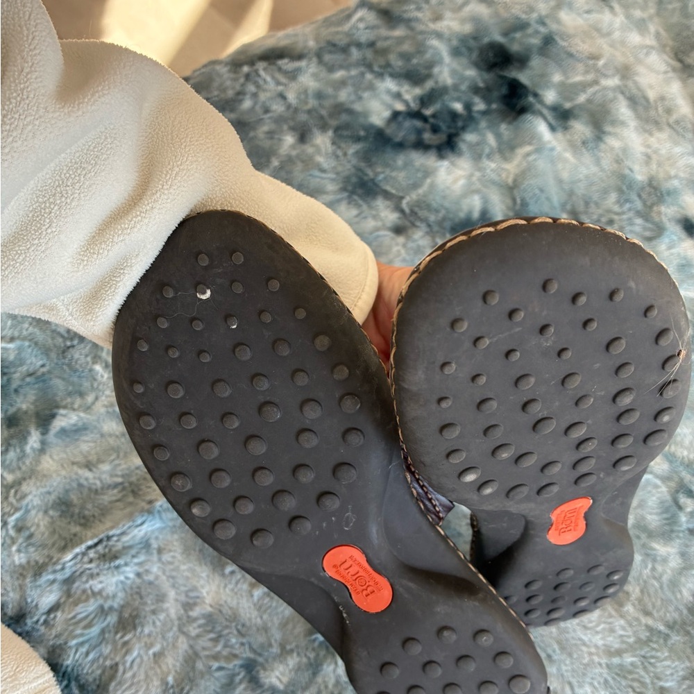 Born Brown Leather Sandals with Silver Buckle - Picture 4 of 4